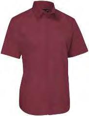 NY089 NY0895 NY0896 NY0897 Vit Vinröd Röd Grå Svart Skjorta Fiore Damskjorta framställd av ett lätt landmaterial, som känns svalt samtidigt som det är lättskött. Skjortan har dold knäppning.