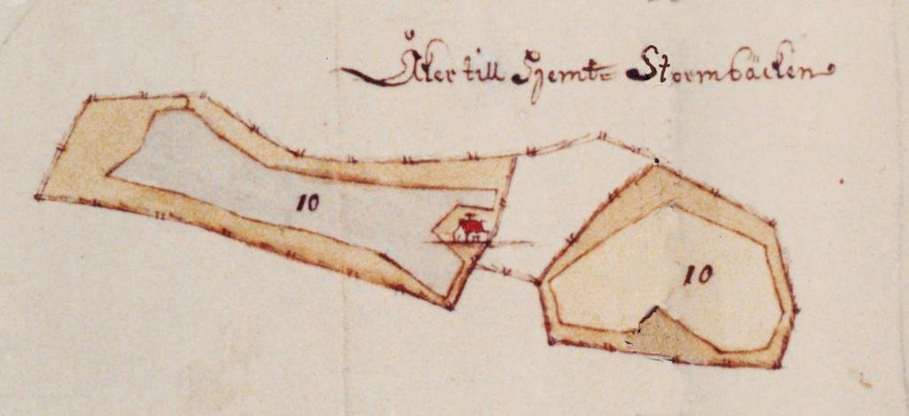 När kom gården till Stormbäcken dyker upp i skrifterna första gången i 1621 års jordebok (ett slags fastighetsregister) som arv och eget torp d.v.s. torpet ägdes av kungaätten vilket var ganska vanligt på den tiden.