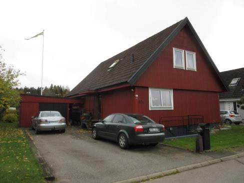 14 Näsvingen 3 Adress: Lövsbergsvägen 32B Morän/, lättbetong Anmärkning:  15