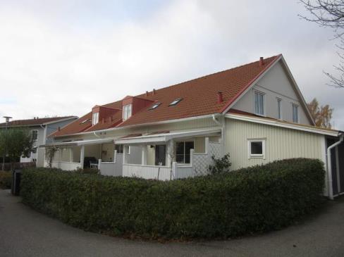 Tallholmsvägen 2092015 Radhus, 4 lägenheter Trä v pss =