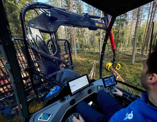 BRÄNSLESNÅLA MILJÖMOTORER MED LÅG ADBLUE-ÅTGÅNG + MILJÖMOTORER Förbättrad bränsleeffektivitet, effekt och vridmoment Låg AdBlue åtgång: endast 2 3% inblandning Förberedda för kommande miljökrav*