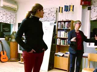 Eva Larsson, miljöinspektör på kommunen, berättade att man tagit ett 30-tal prover på bottenslammet i Skeppsbrofjärden, varav 17 bl.a. visade höga halter av TBT, tributyltenn, som är ett mycket giftigt ämne då det lätt tas upp av vattenorganismer men också av människan.
