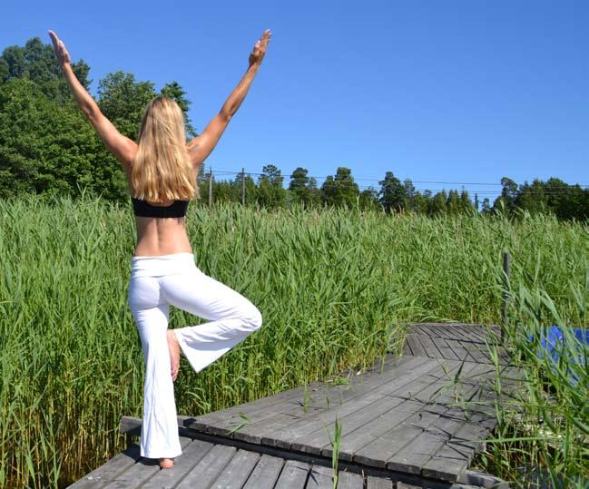 Stockholms lokalförening har Kvinnoyoga och Mansyoga på sitt program... Elisabeth Stare...där är även medlemmar ur andra föreningar välkomna i mån av plats.