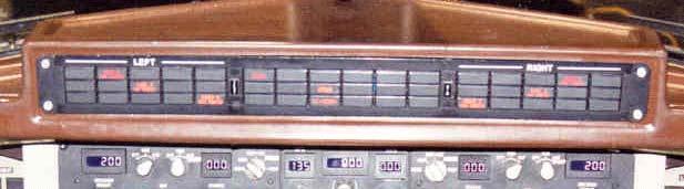 Varningspanel 1.6.6 Instrumentering Merparten av flygplanets instrumentering strömförsörjs från 200/115 V AC -systemet.