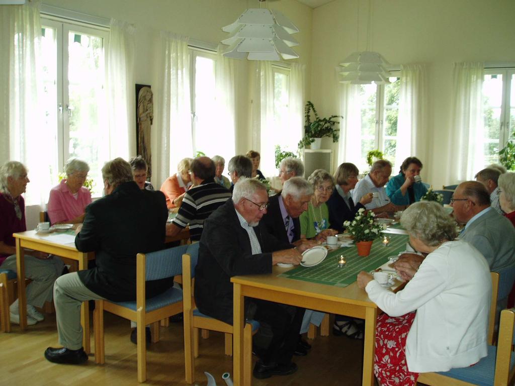 Vår önskan är därför att : Lysviks församling skall vara en egen församling. Hemlig Resa med församlingen 2011, onsdagen den 1juni. Vi kom med kaffekorgen i handen och andan i halsen precis kl.