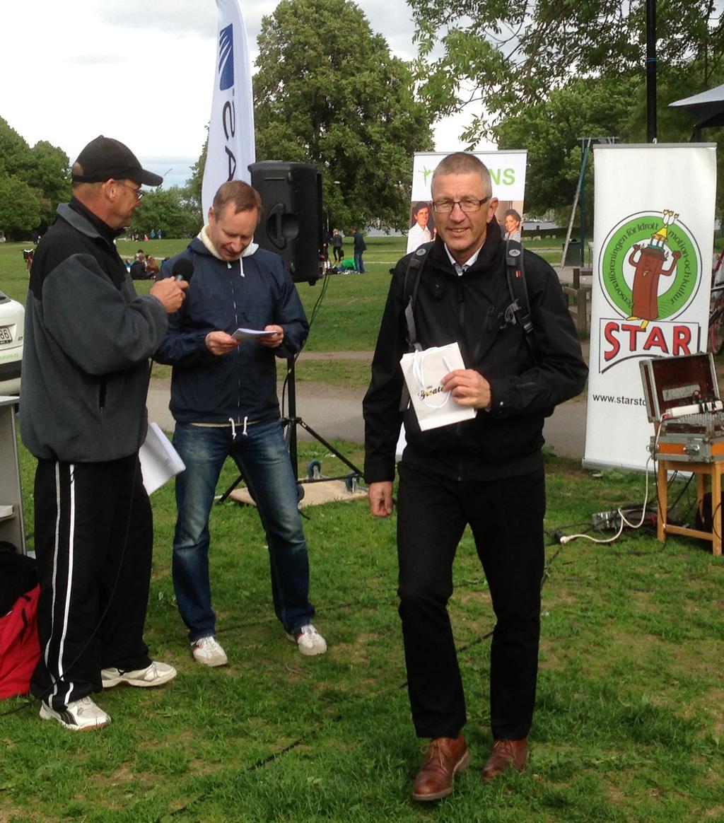 4 S T A R M I N N E S K R I F T 2 0 Å R S J U B I L E U M Medlemsvärvning För det dagliga föreningsarbetet har STAR ett kansli samt ombud på de olika förvaltningarna.