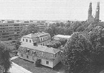 Historian Den sjö som tidigare hittades på platsen, Fatburssjön, torrlades i samband med järnvägsbyggandet och anläggandet av Södra Station 1858, men området har varit bebott och bebyggt längre än så.