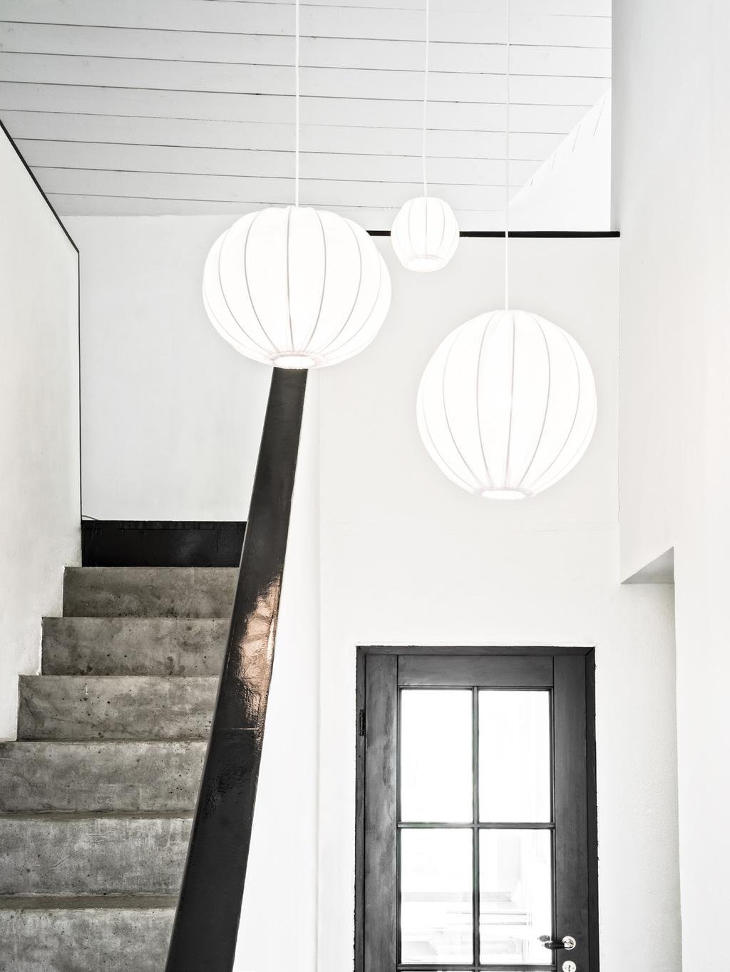 Hampton Linen En efterlängtad nyhet i vårt sortiment är Hampton Linen som är klädd i vitt linnetyg.