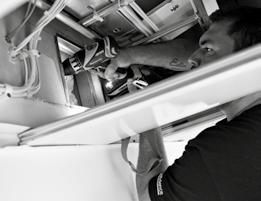 BRAND SKYDDAT BY CONFIDENCE Confidence Security Sweden AB Confidence har mer än 30 års erfarenhet av professionella brandlarmsinstallationer och är certifierad anläggarfirma enligt SBF 1008:2.