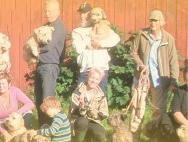 Vi har fått nya uppfödare och flera glenägare har tagit enstaka kullar, vi är inte snabba men vi går långsamt framåt och det känns skönt.