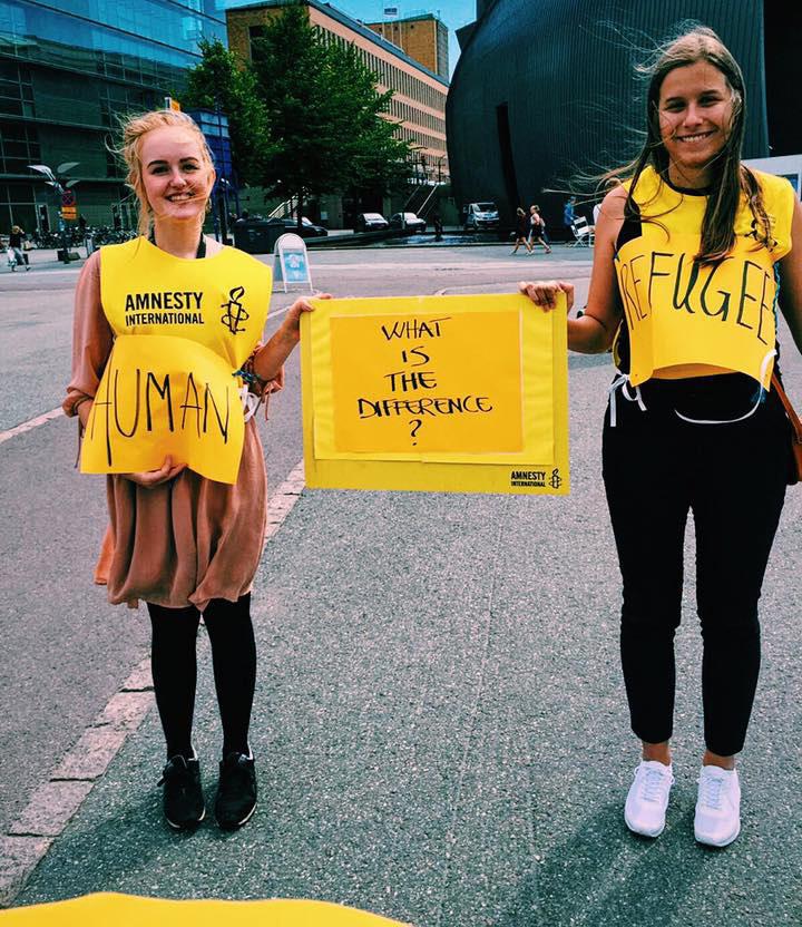 B-delen har till uppgift att att skapa förståelse för Amnesty som organisation, vårt uppdrag hur vi beslutar om, och vad vi arbetar med.