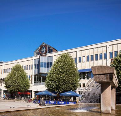 2018) Fastighet: Vårholmen 4, Stockholm Kommersiellt namn: Vårberg centrum Uthyrningsbar yta: 23 436 Antal