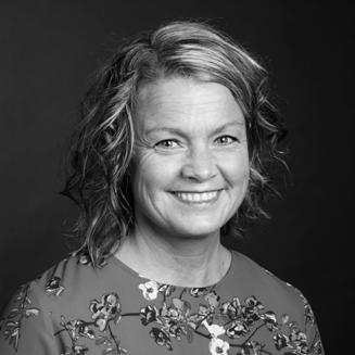 SUSANNA KORPE Tf. CFO Utbildning: Civilekonom Ekonomichef på VR Track AB. Ekonomichef på Locum AB.