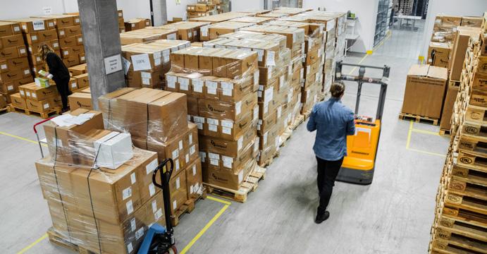 Hållbarhet Fokus på hela värdekedjan Bactiguards långsiktiga framgångar säkras genom att ta hänsyn till hållbarhet i vår verksamhet och har därför en etablerad uppförandekod, som tillsammans med