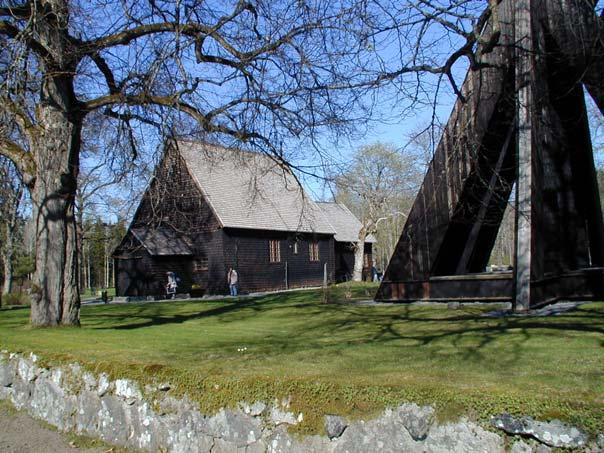 Södra Råda gamla kyrka. Förundersökning 4 G Andersson, jul 2007 32(46) Tångeråsa Tångeråsa kyrka från sydväst. Foto M Sjöholm. Tångeråsa kyrka i Närke har tidigare daterats till 1200-talet.