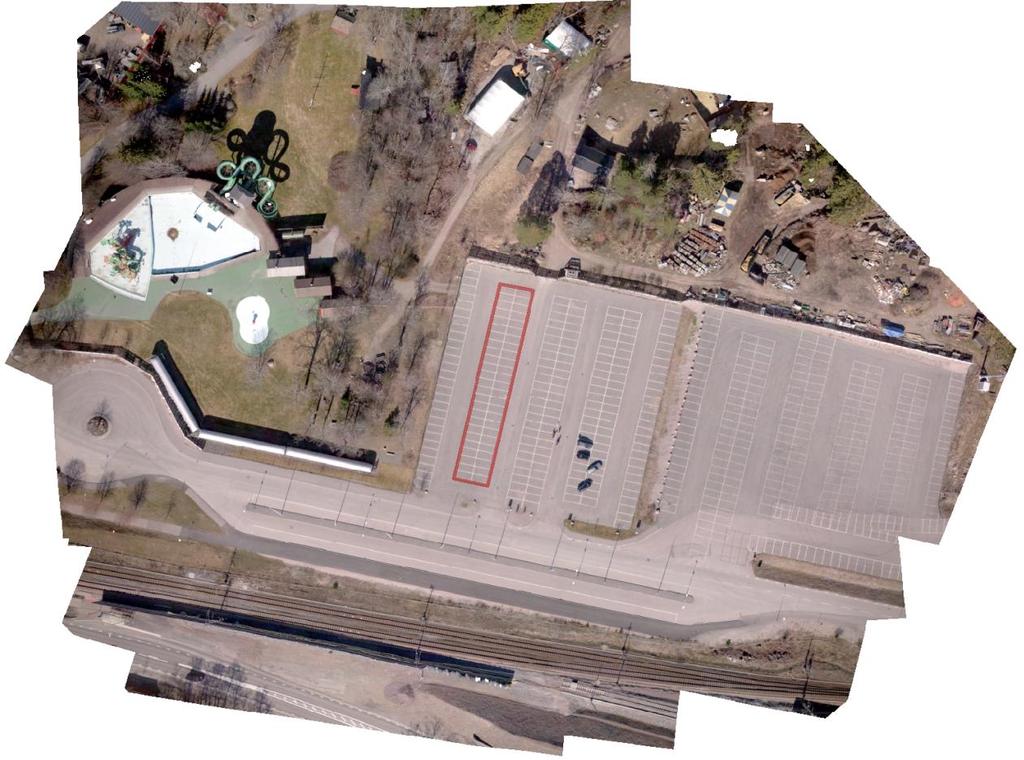 3 Metod 3.1 Studieområde Fältarbetet genomfördes på parkeringen utanför Furuviksparken (figur 1).