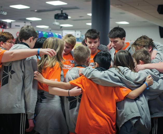 personlig och kunskapsmässig utveckling Framtidens skola Gör vetenskap och teknik begripligt och roligt Med FIRST LEGO League-konceptet främjar du effektivt: