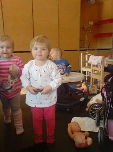 Broschyren du håller i din hand visar vad kyrkan erbjuder dig och andra. Till exempel har du som är medlem rätt till begravning i kyrkan.