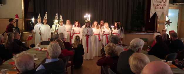 Far och son spelar fint tillsammans -