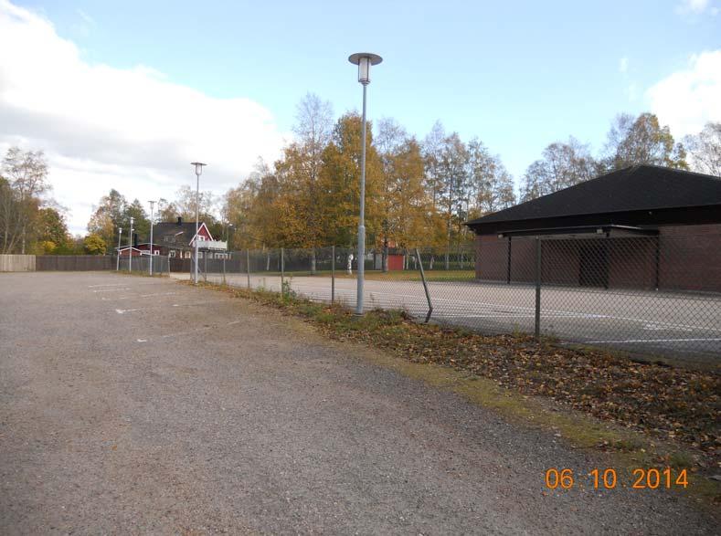6(11) Kulturvärden Planområdet omfattas inte av Ljungby kommuns kulturmiljöplan. SERVICE Planområdet ligger ca en km söder om Ljungby centrum där det finns både offentlig och kommersiell service.