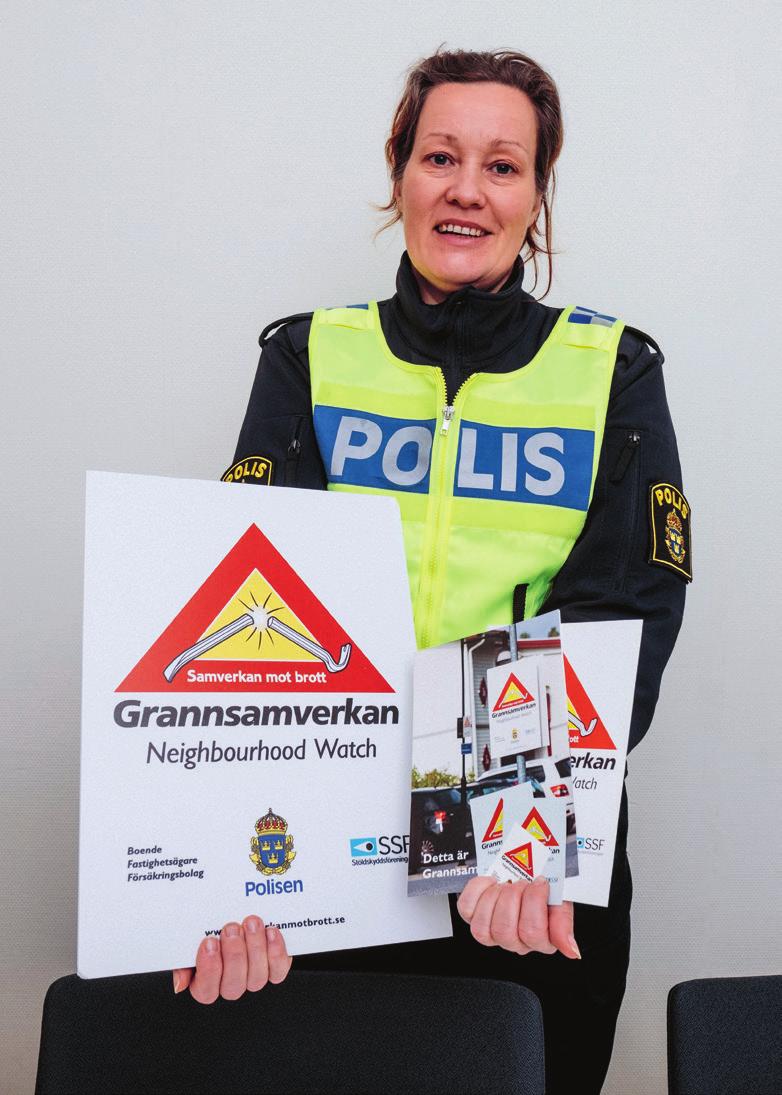 ningstjänst, representanter från kommunen, Huge och vaktbolaget. Totalt kan vi vara 10 15 stycken som tillsammans går igenom kommundel för kommundel för att se vad som har hänt sedan senast.