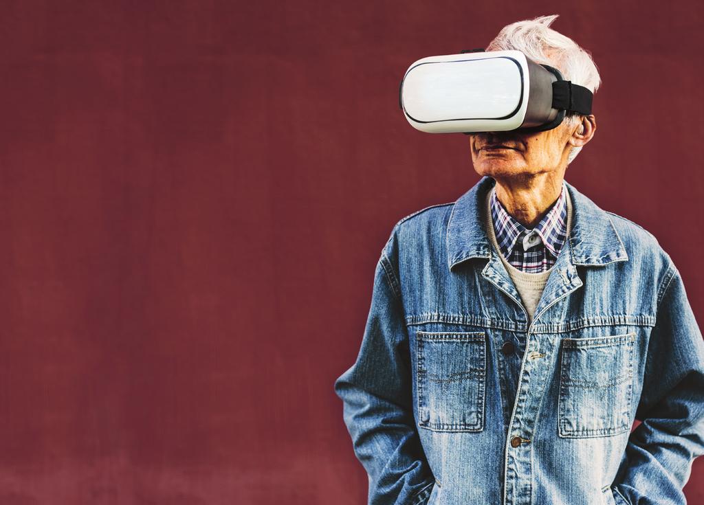 I Huddince Centrum finns till exempel RÅ & så, Folkes, EspressoHouse eller Pressbyrån Digital seniormässa Är du över 65 år och vill veta mer om teknik och