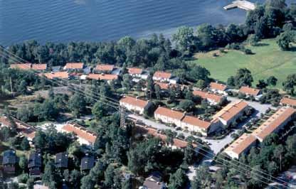 Planering av området I början av 1950-talet fick arkitekten Nils Tesch (bild) av Lidingö stad i uppdrag att upprätta en stadsplan för det skogrika Östra Mölna.