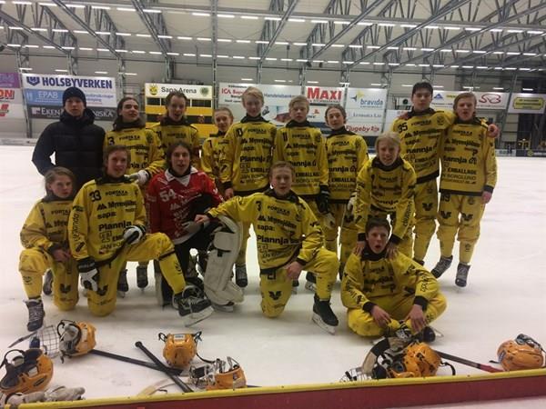 P16 P16 Kakservice Södra 25/11 Jönköping Bandy Vetlanda BK... 7-9 2/12 Vetlanda BK Villa Lidköping BK... 5-5 9/12 Vetlanda BK Nässjö IF... 19-1 17/12 Vänersborg/Blåsut Vetlanda BK.