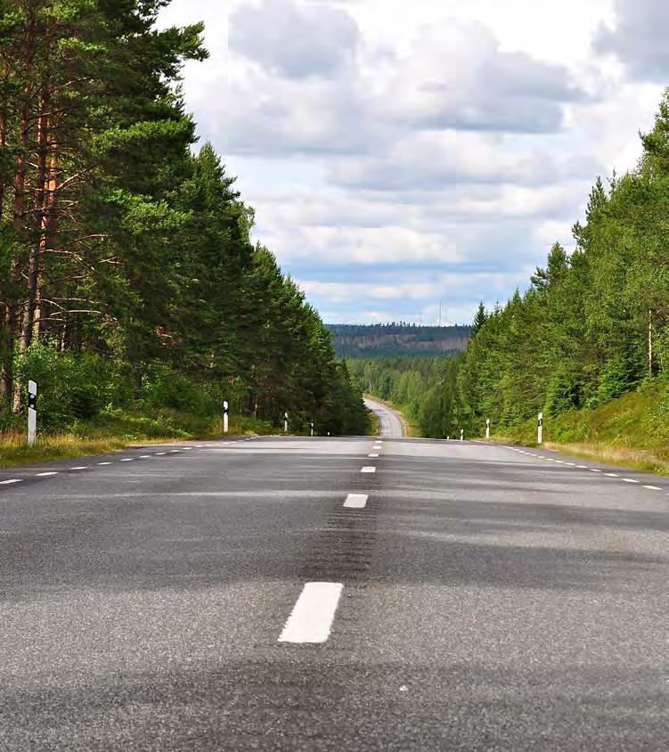 MINSKAR KONSEKVENSERNA AV EN OLYCKA Tar vid när räddningstjänstens skadehantering är klar 80 restvärdeledare arbetar 24/7 med beredskap över hela Sverige Cirka 10 000 uppdrag per år Brand-, vatten-,