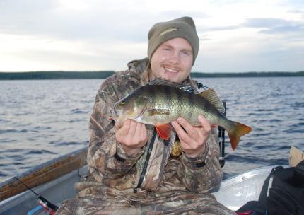 4. fiske på djupet Så fungerar fisken. Det finns väldigt många olika sorters fiskar.