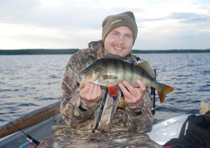 4. fiske på djupet Så fungerar fisken. Det finns väldigt många olika sorters fiskar.