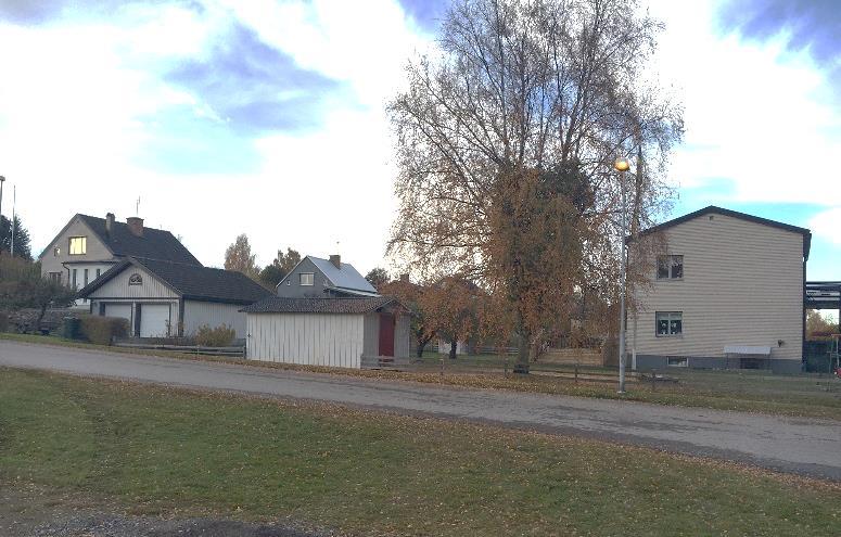 Granskningshandling 94 Bostäder Planområdet är beläget i ett grönområde mellan bostadsområden.