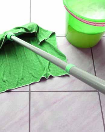 Rengöra golv Dina golv håller sig fina och fräscha längre om du rengör dem med en mopp eller trasa som inte är för våt utan endast fuktig.