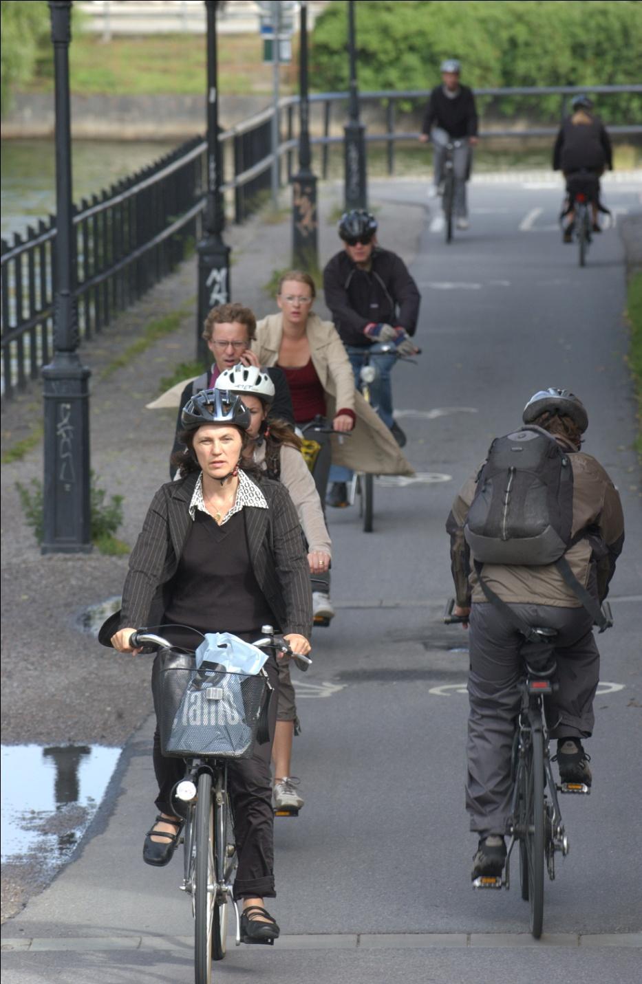 Lägesrapport Identifiering av primära cykelstråk Inventering av stråken Åtgärdsförslag + nya stråk Potential för ökad cykeltrafik: studie var folk arbetar