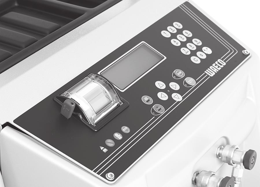 Servicearbeten ASC5500G RPA 9.9 Uppdatera programvara via USB Programvaran uppdateras via ett USB-minne. ANVISNING USB-minnet måste vara formaterat med filsystemet FAT32.