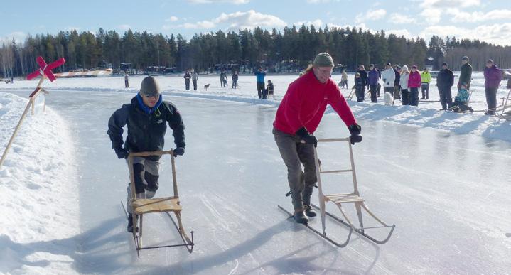 Floisvicku Lördag den 28 kl 12 Tri-islon-tävling (individuell tävling med skidor, skridsko och spark) Anmälan på plats. Vem vinner den gyllene skridskon? Lotteri.