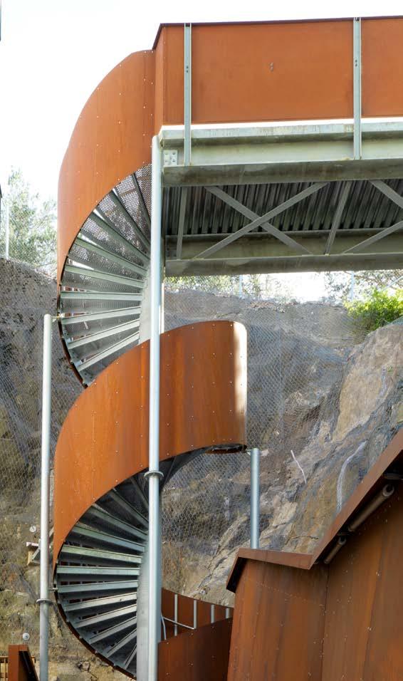 Spiraltrappor special och kombitrappor Weland specialtrappor är som namnet antyder trappor som frångår Weland