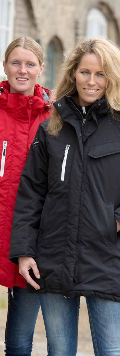 YTTERPLAGG 85808 Tre-i-ett jacka dam Praktisk jacka där innerjackan är avtagbar och i fodrad microfleece.