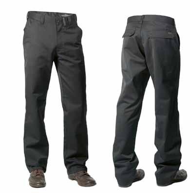 long-c156 long) Art. DWP032010 Black Art. DWP032011 Steel NYHET LANSERAS VÅREN 2012 P14 CARGO Teknisk service byxa i vatten och smuts avvisande tyg. Ergonomiska benfickor.