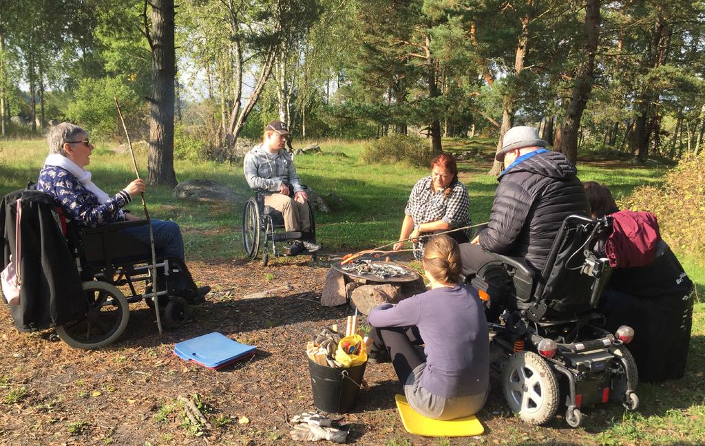 En intressant upptäckt är att deltagarna gör som man visar, inte vad man säger. Det är också viktigt att känna och smaka, att det blir en upplevelse för hela kroppen.
