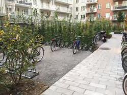 Utformning av gård och förgårdsmark Gården Kvarterets utformning med flera olika volymer skapar möjligheter till utblickar från gården vilket skapar en ljus och öppen känsla.