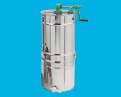 korgstorlek 35x42 cm..4.834: 4193-03 4194-04 SLUNGARE MED MOTOR 4193-03 3 ramars rostfri slunga med motor.