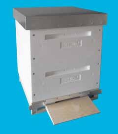 Du kan även använda botten i trä till alla EPS lådor med yttermått 462x462 mm. Yttermått 455x455 mm. Varroagaller 294 ingår ej.