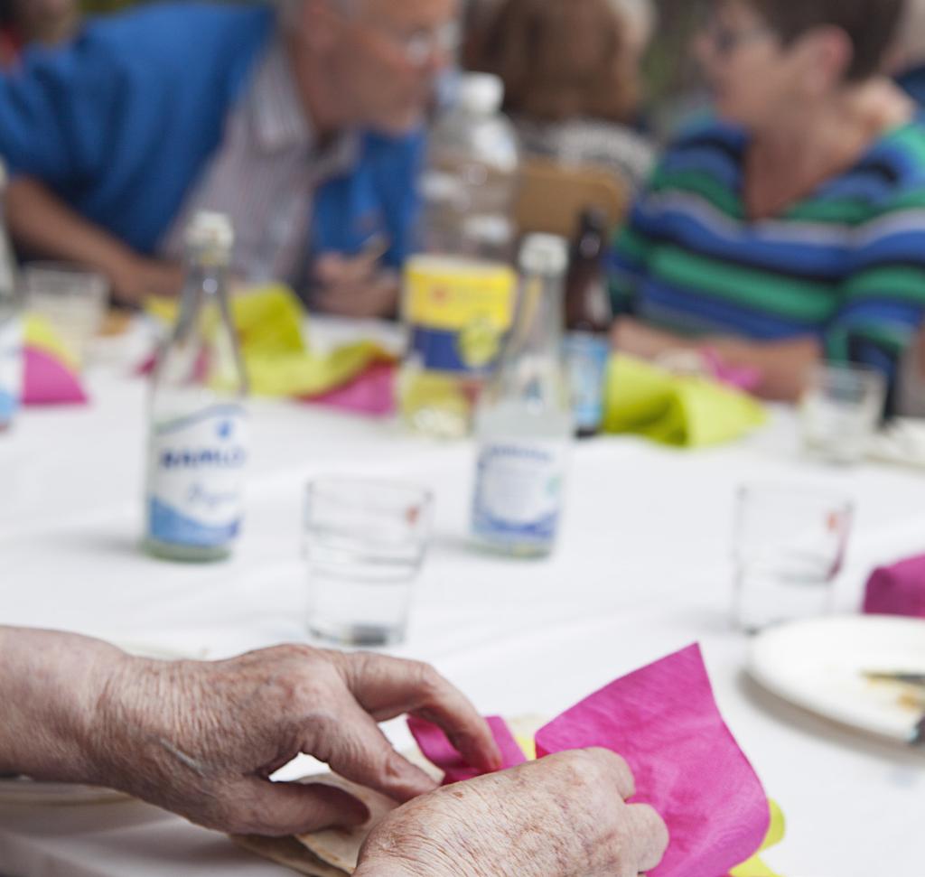 Tuve träffpunkt >> Lördagar Lördagsträff Kl. 14 16 Första lördagen i varje månad i Glöstorpskyrkan Start 1 september För program, se anslag på träffpunkten och i kyrkan.