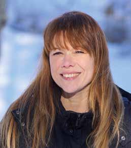 >> per, i körer och allsång får jag dela med mig av min tro. I alla möten med människor ber jag att jag ska få spegla Jesu kärlek, att de ska få se en glimt av evigheten i mina ögon.