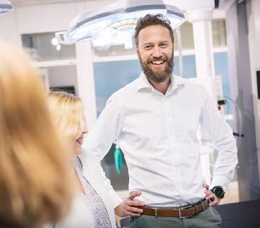 Inledning Marknad Strategi Verksamheter Hållbarhet Årsredovisning Övrigt INNEHÅLL Vi bedriver egen verksamhet i 42 länder och har försäljning i över 140 länder.