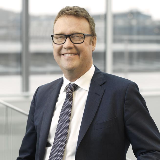 VD för Flexlink 2006-2016 där han började sin karriär 1998 och bland annat även var affärsområdeschef under åren 2003-2006.