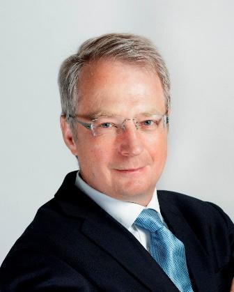 VD-kommentar Det är glädjande att kunna rapportera en ökad försäljning och orderingång på alla marknader under kvartalet, liksom tydliga förbättringar av koncernens lönsamhet och kassaflöde.