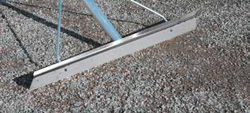 x 85 mm 91 61 63 30 33 31 (30 33 07 och 30 33 08) Planeringskratta i aluminium med skaft i