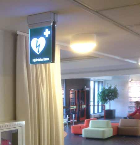 SVENSKTILLVERKAD kvalitet och design LED-SKYLT, HJÄRTSTARTARE När det är livsviktigt att synas För att upplysa om var hjärtstartare finns